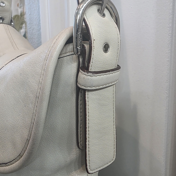 Coach Soho Vintage Cream Leather Shoulder And/or Crossbody Bag - Picture 5 of 9